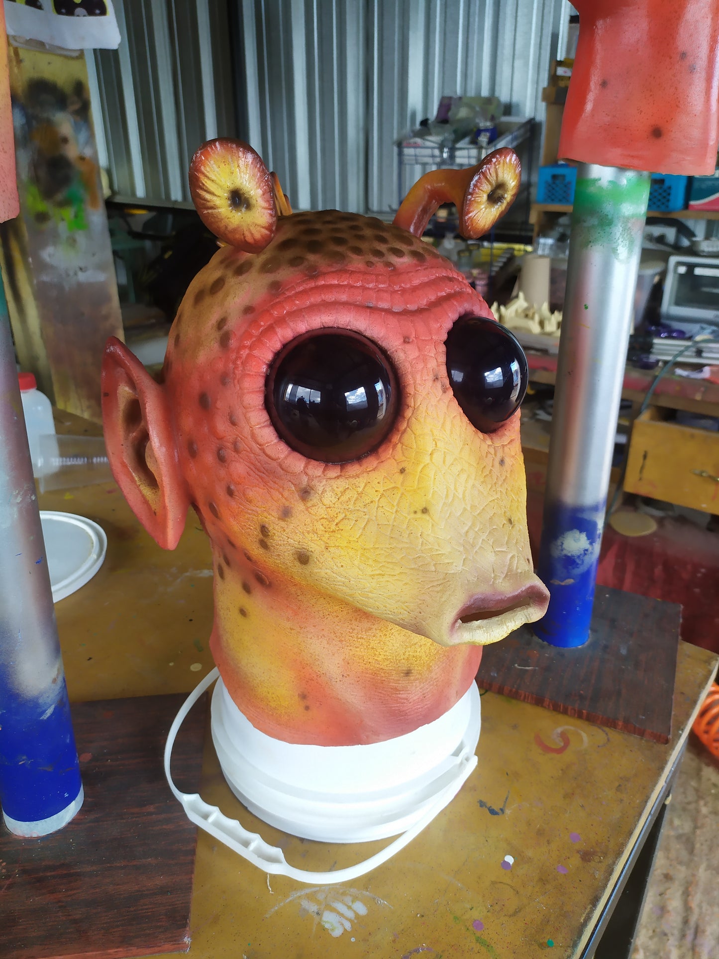 CHUSSIDO LATEX MASK